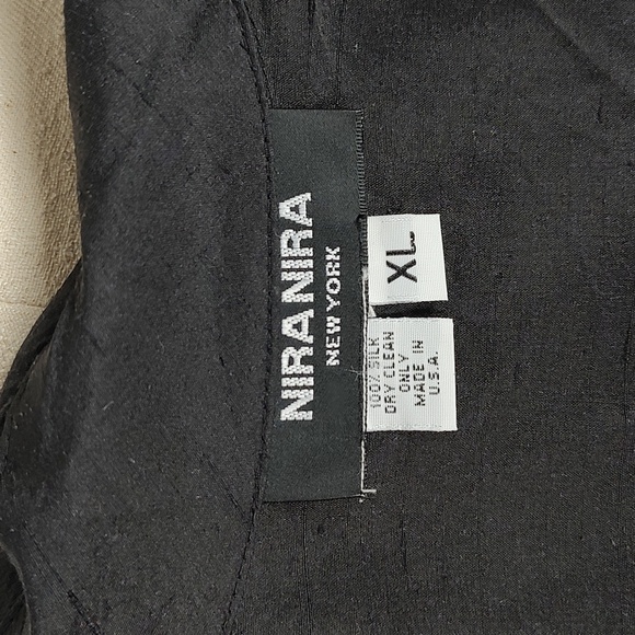 EUC VTG 100% Silk Nira Nira NY Designer Black 2-Piece Suit Embroidered Size XL - Picture 14 of 16